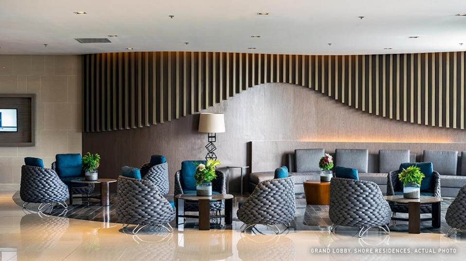 Sabina'S One Bedroom Condo At Shore Tower C Манила Екстериор снимка