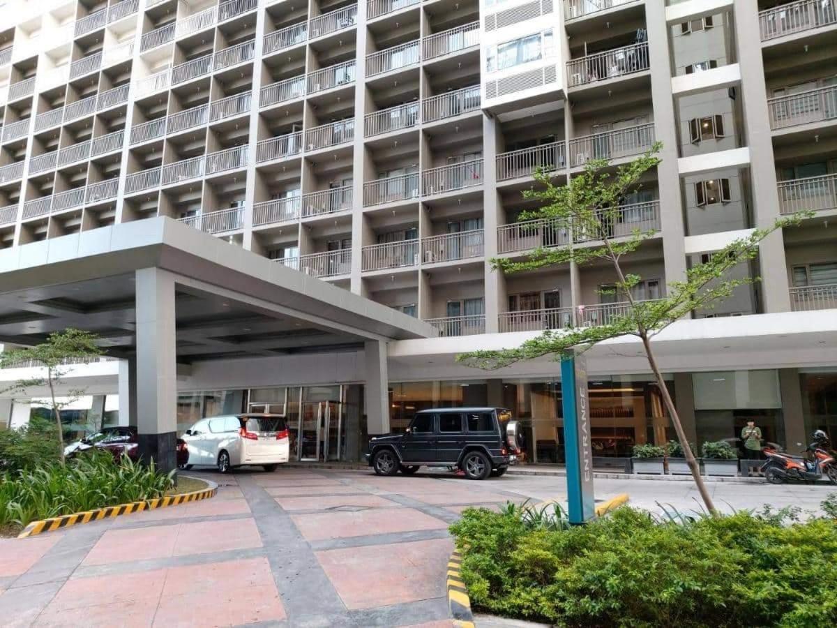 Sabina'S One Bedroom Condo At Shore Tower C Манила Екстериор снимка