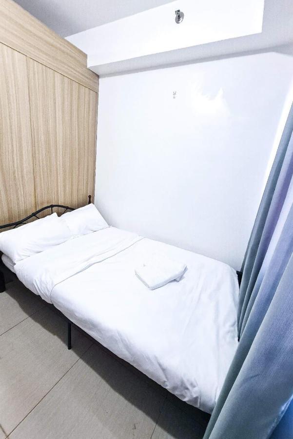 Sabina'S One Bedroom Condo At Shore Tower C Манила Екстериор снимка